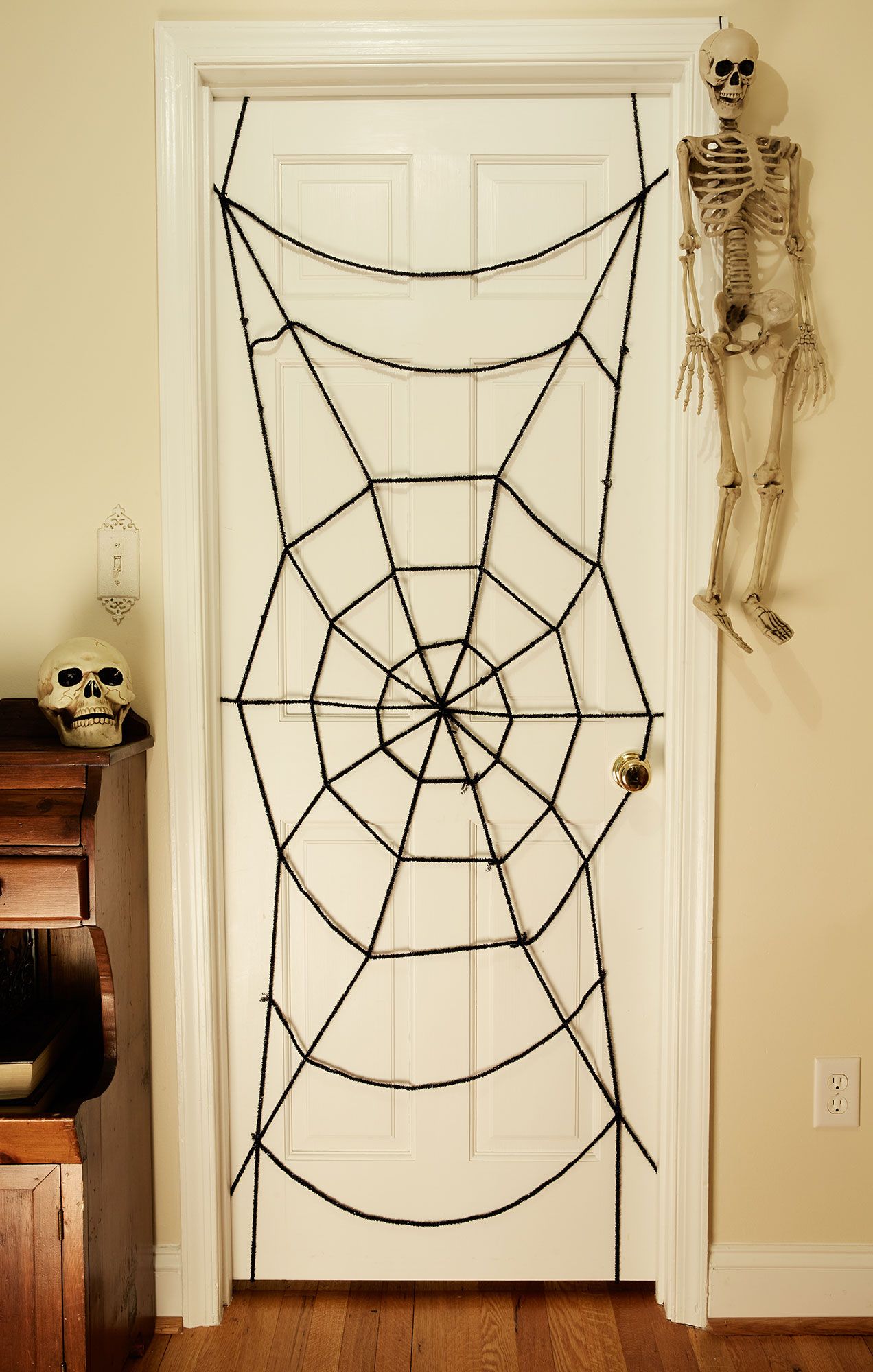 7 Foot Black Spiderweb Door Rope Halloween Decoration