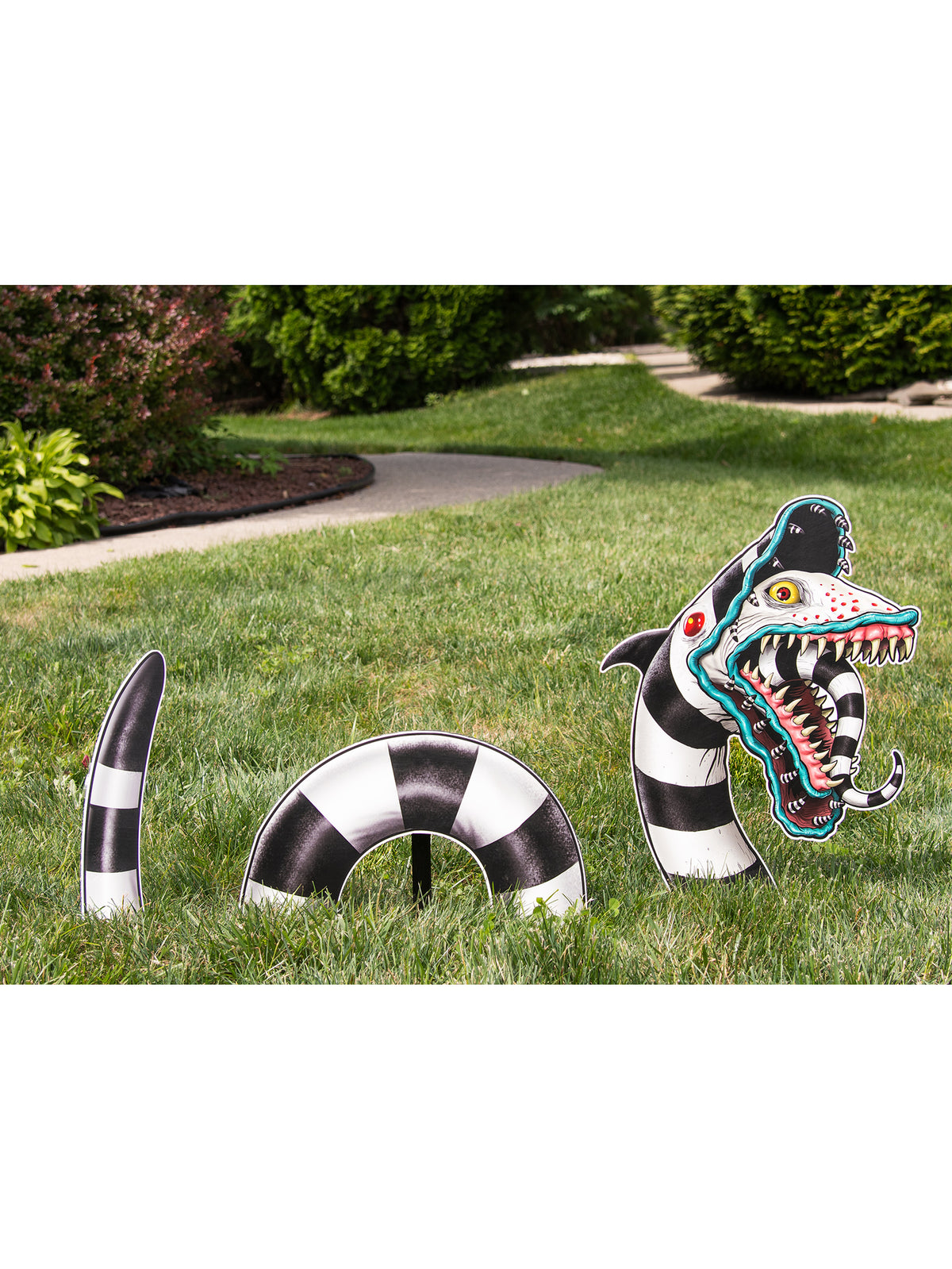 Beetlejuice Sandworm Ground Breaker Outdoor Coroplast Lawn Sign Decoration